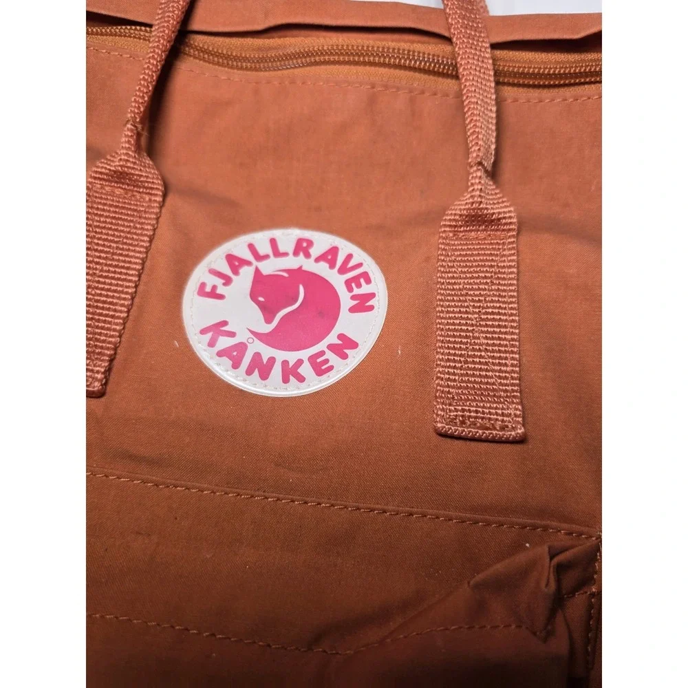 Fjallraven Kanken Classic Backpack Acorn Brown 16L 23510 Unisex Daypack